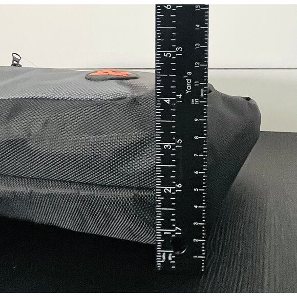 Realtree Outdoor/Hunting/Hiking, Waist Bag/Fanny Pack, Adjustable, Waterproof - Picture 7 of 8